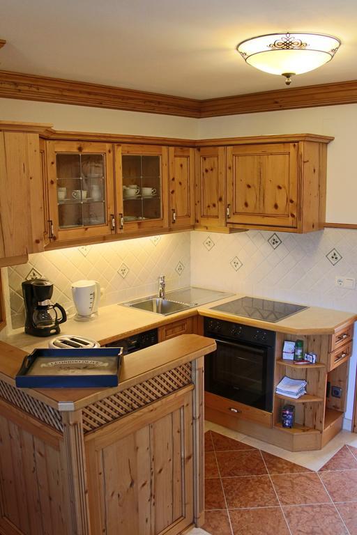 Ferienwohnung Schossleitner - Der Wohlfuehl-Ansitz Am Wolfgangsee Mit Weitblick Sankt Gilgen Szoba fotó